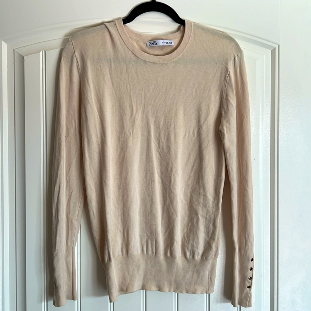 Very soft, thin material Zara sweater